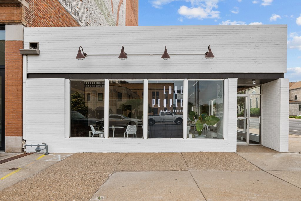 330 Brady Street Property Photo 4