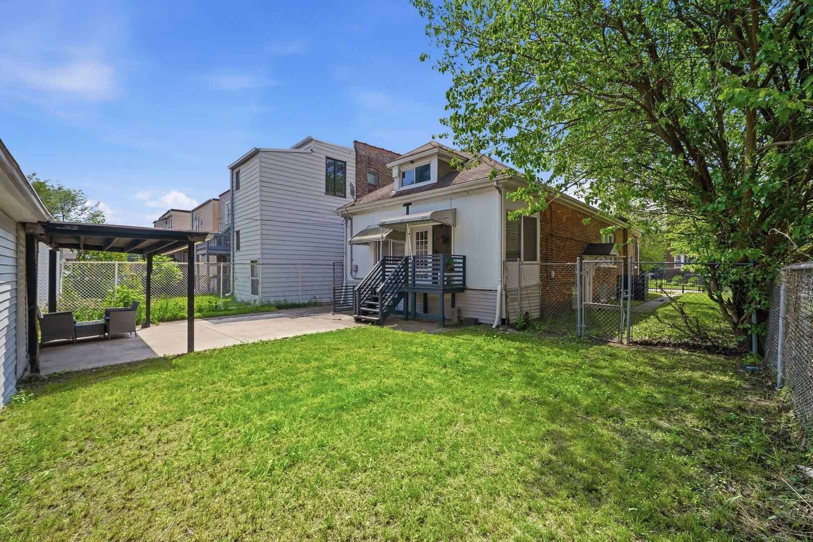 1518 E 73rd Place Property Photo 35