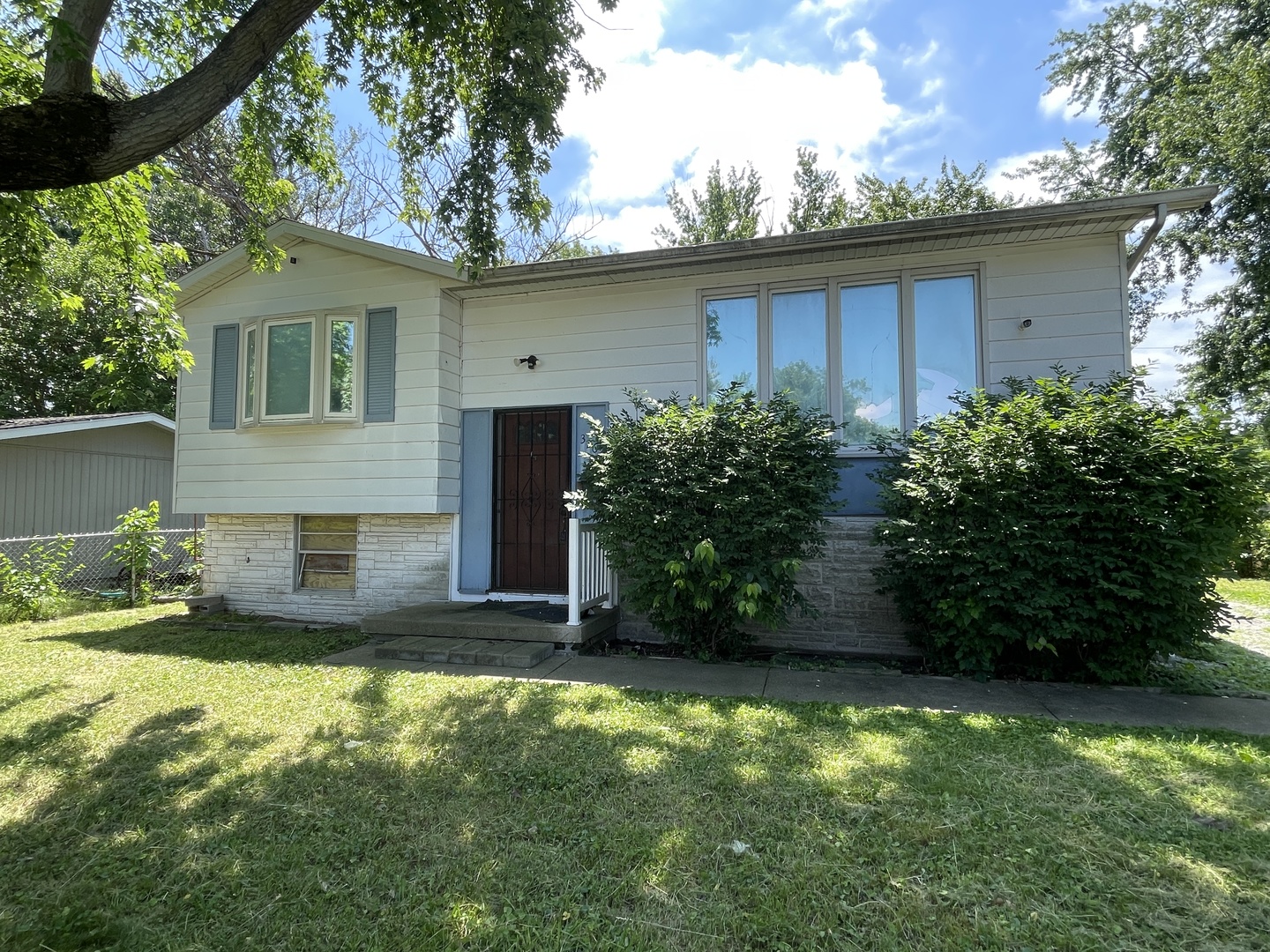 3265 Robin Drive Property Photo 3