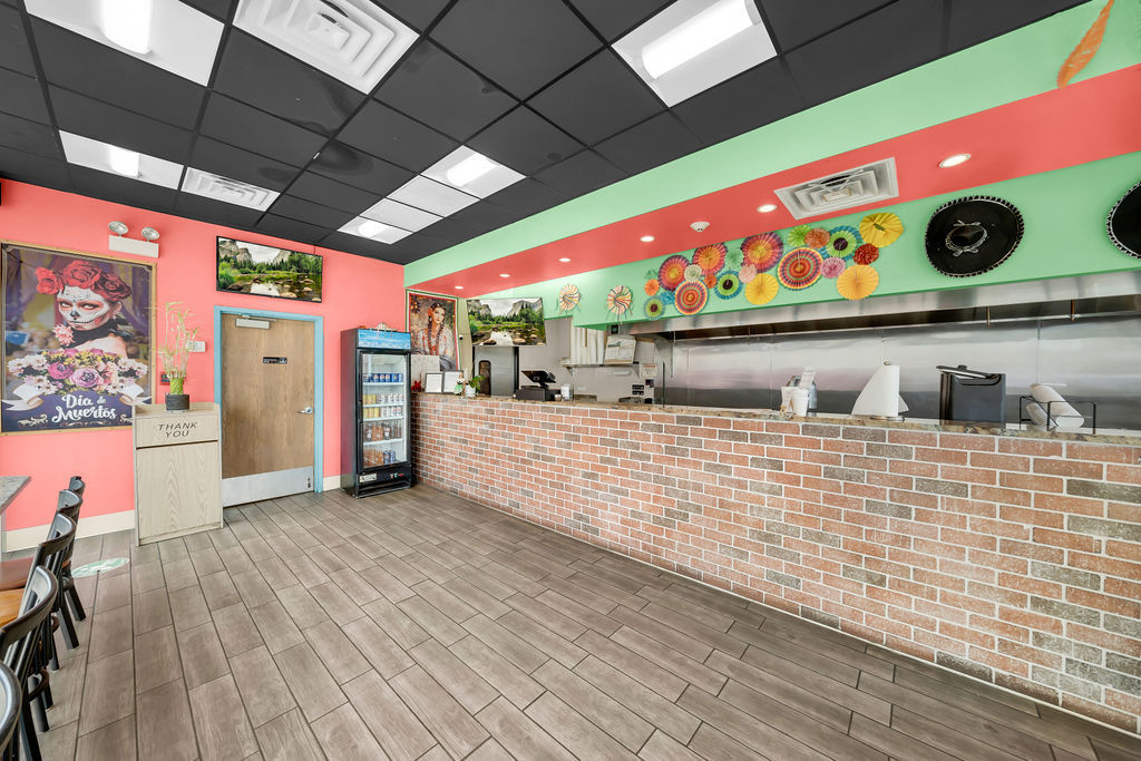 5926-28 S Pulaski Road Property Photo 3