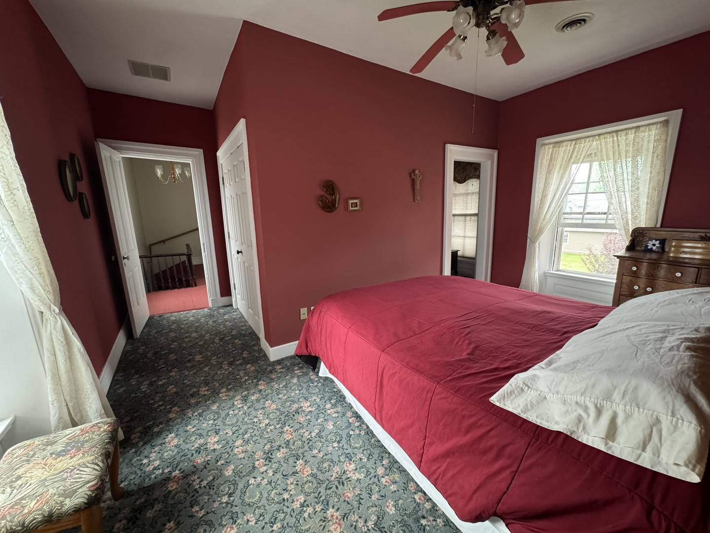 304 E Broadway Property Photo 12