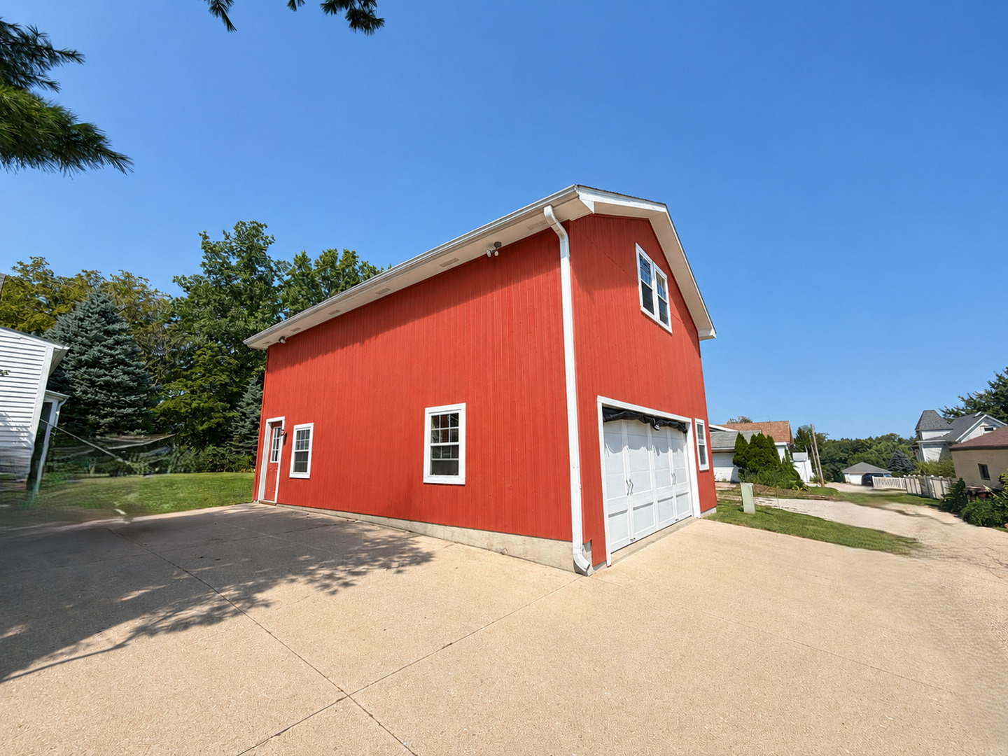 304 E Broadway Property Photo 21