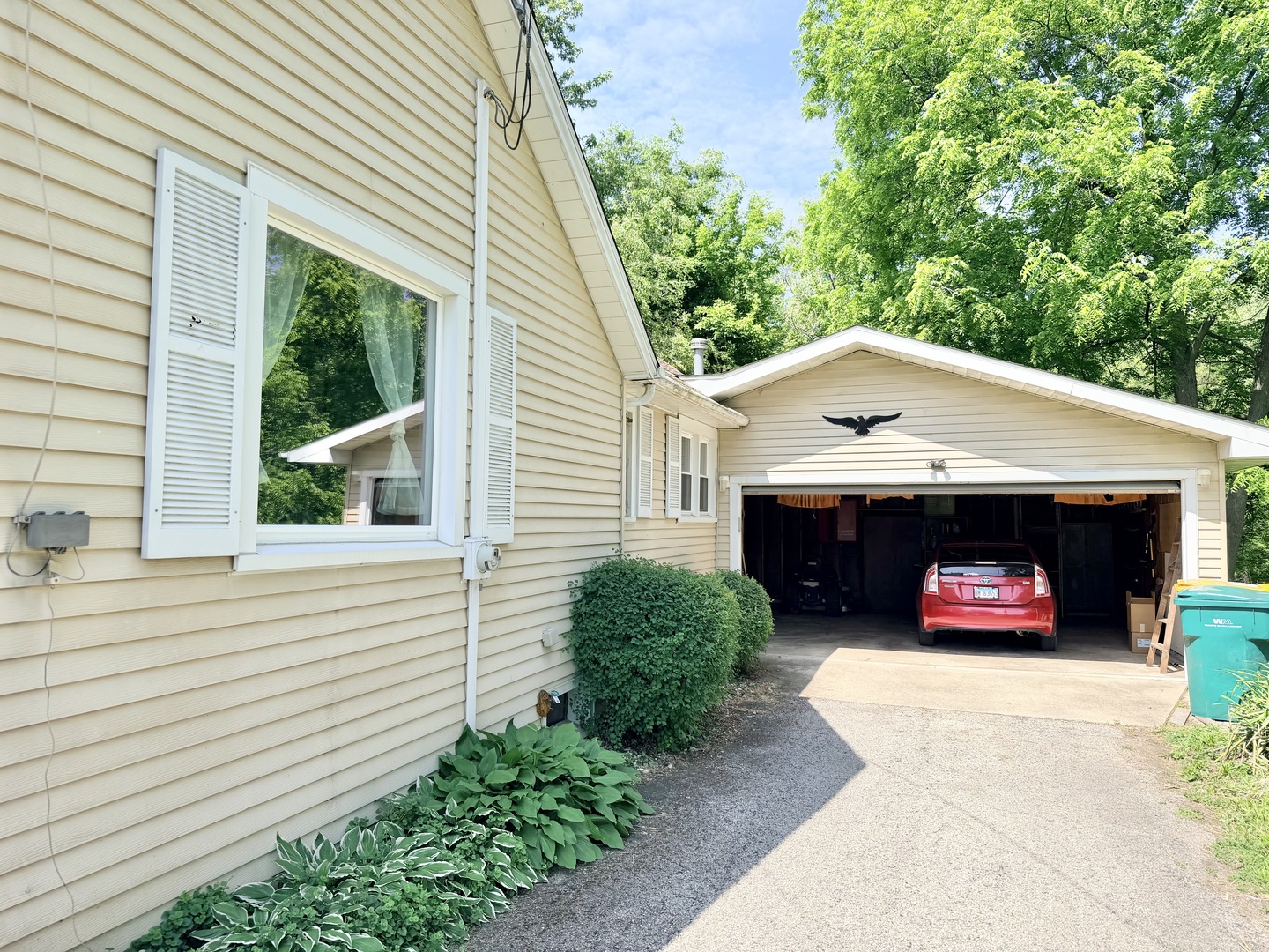 1304 N Everett Street Property Photo 17