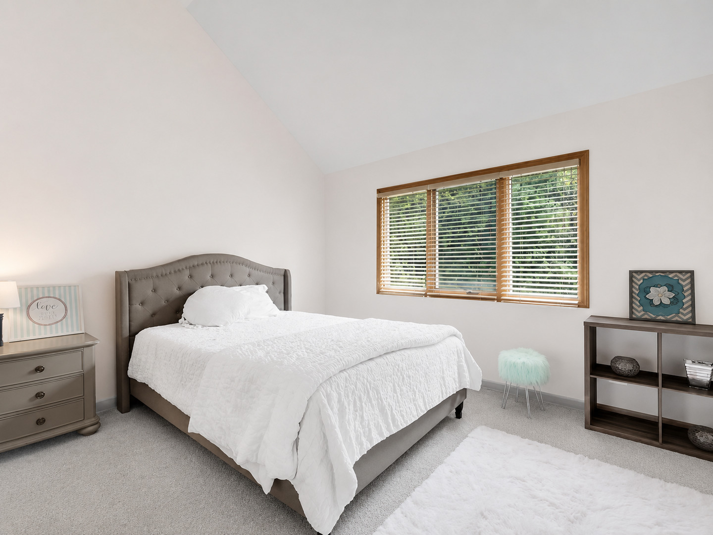 2255 Durand Drive Property Photo 14