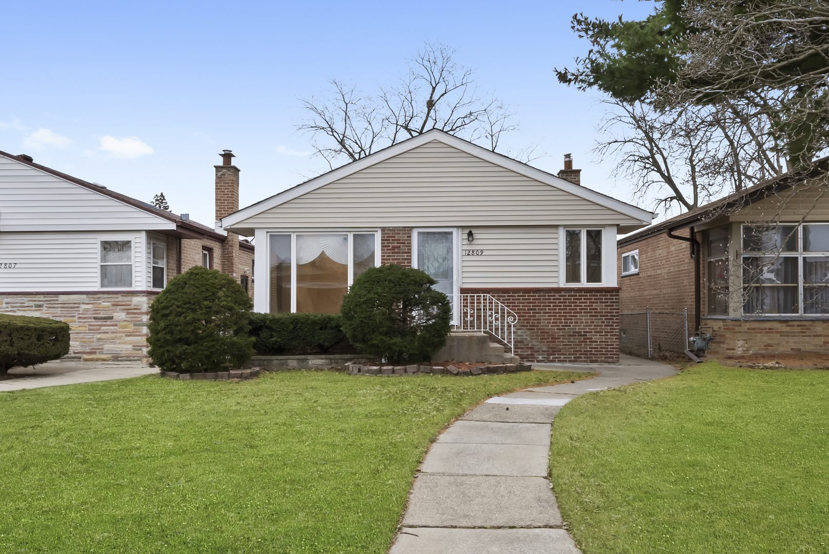 12809 S May Street Property Photo 1