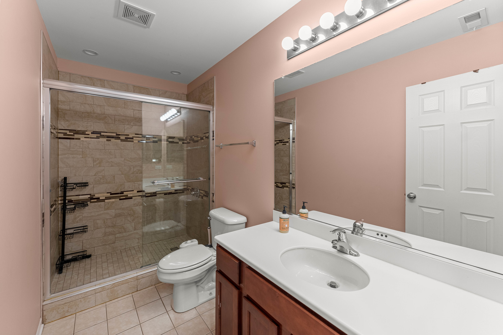758 Lambert Lane 97-6 Property Photo 27