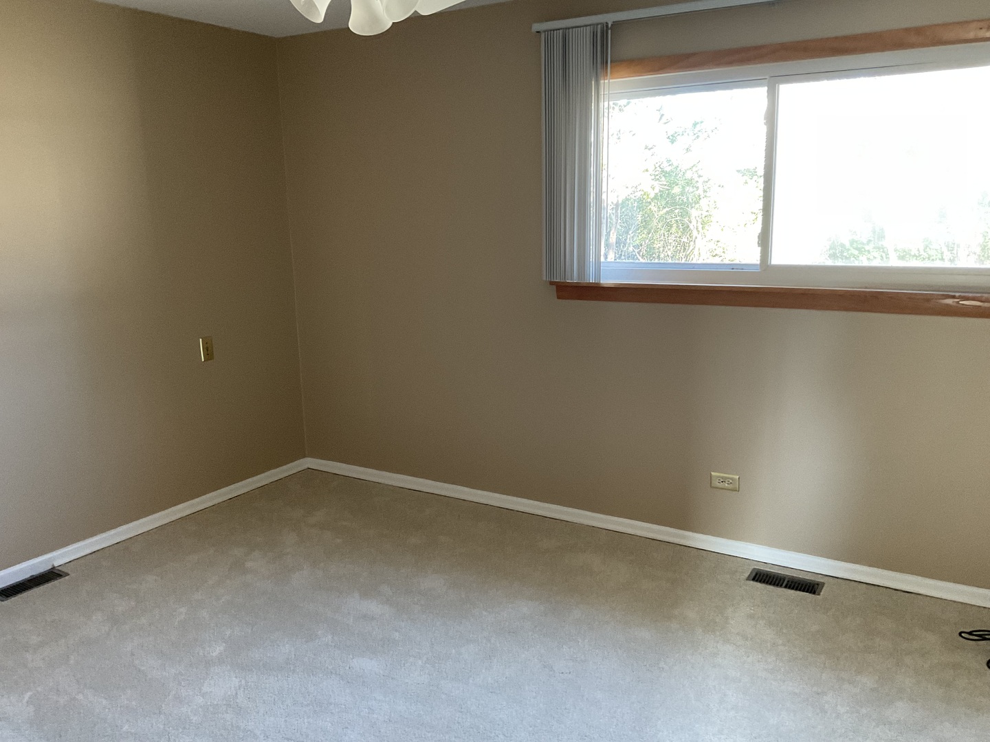 1066 Foxworth Boulevard Property Photo 11