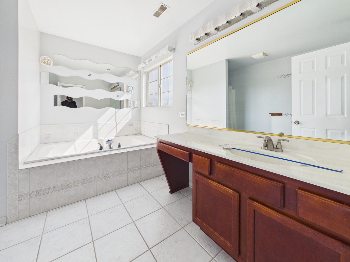 695 Cassandra Lane Property Photo 18