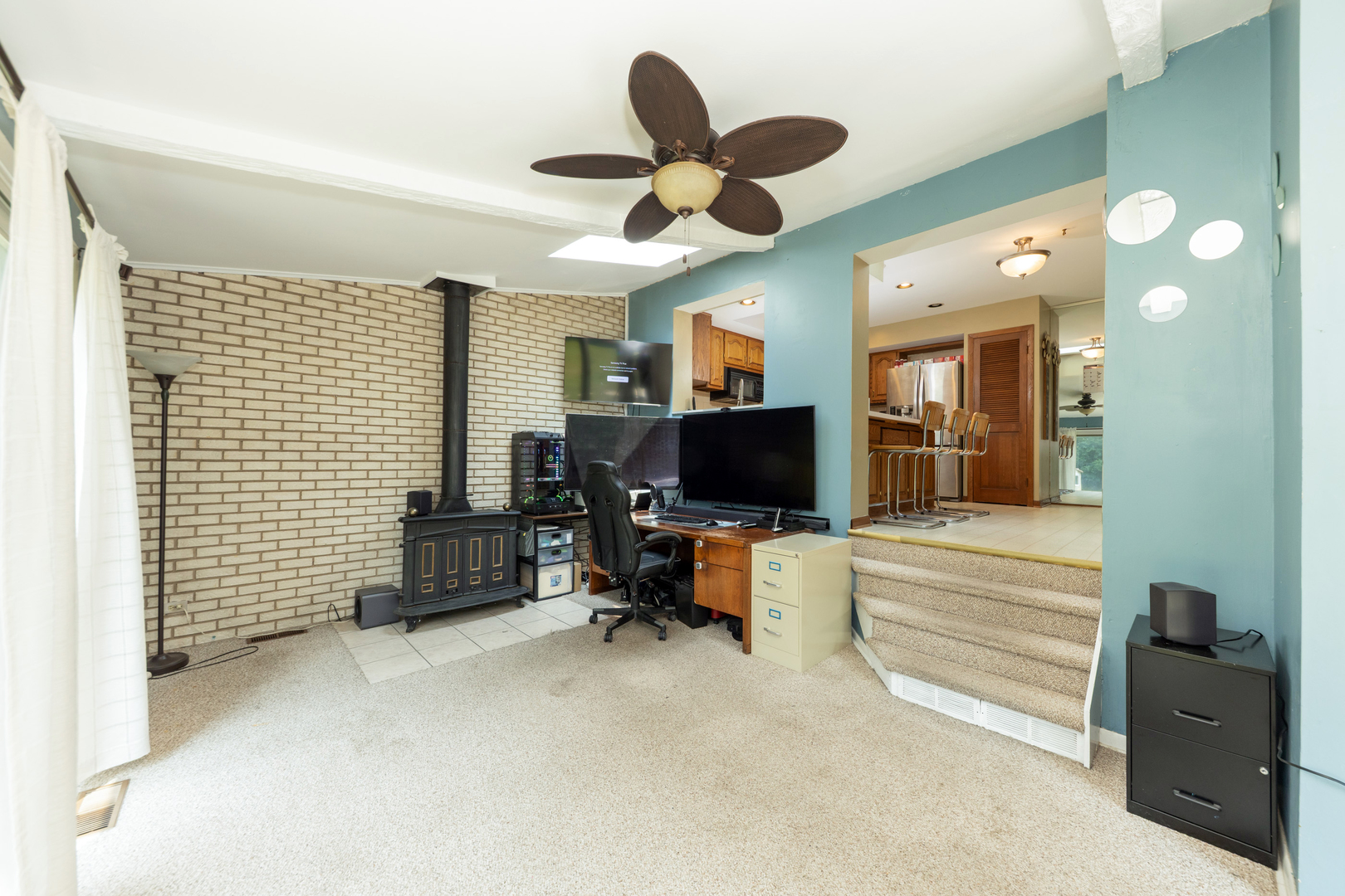 232 Sherwood Drive Property Photo 8
