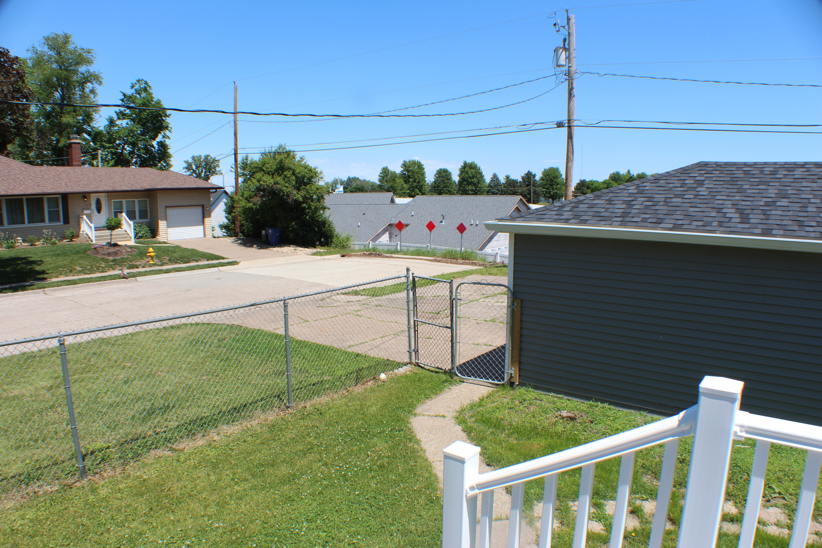1611 Coffelt Avenue Property Photo 19
