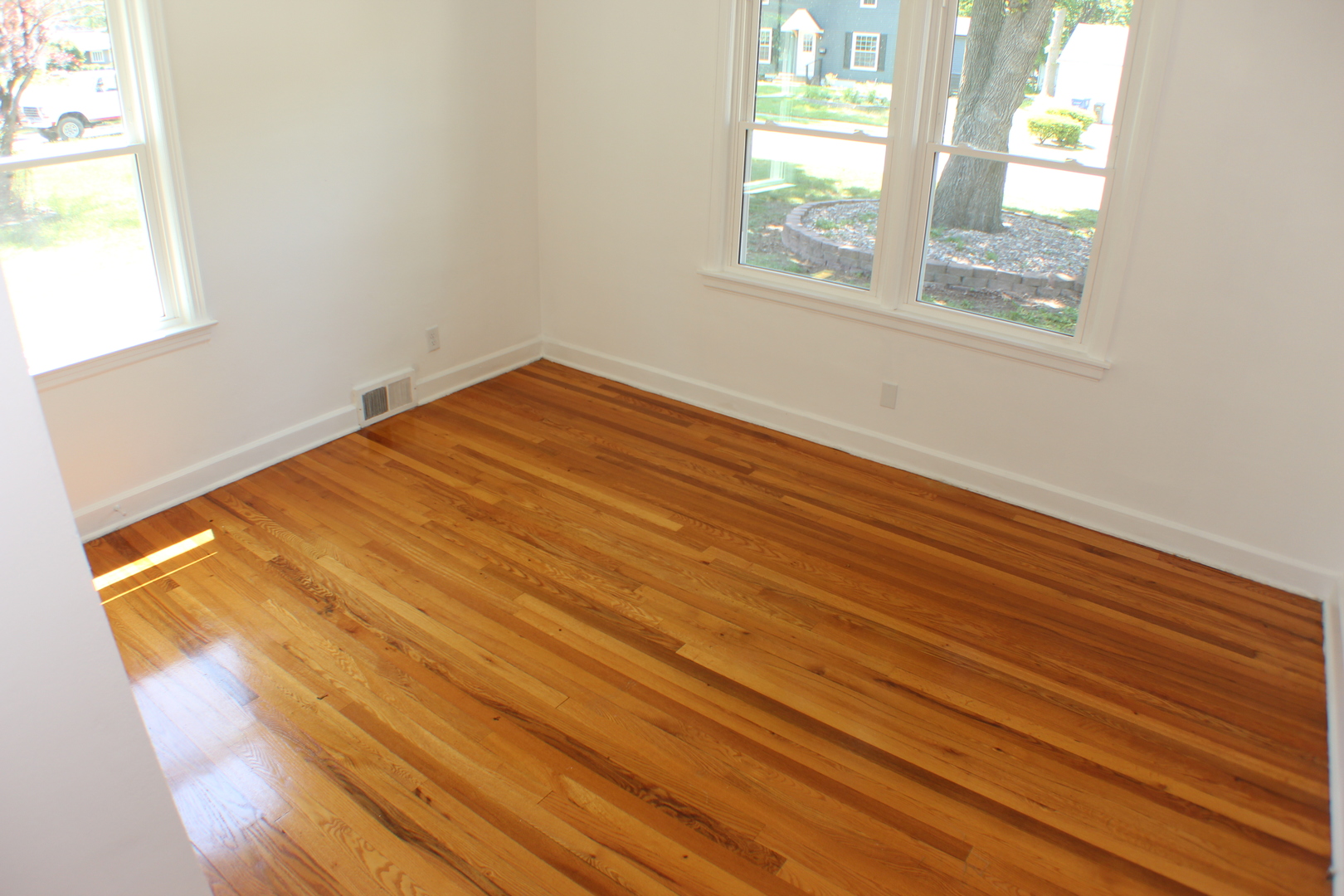 1611 Coffelt Avenue Property Photo 21