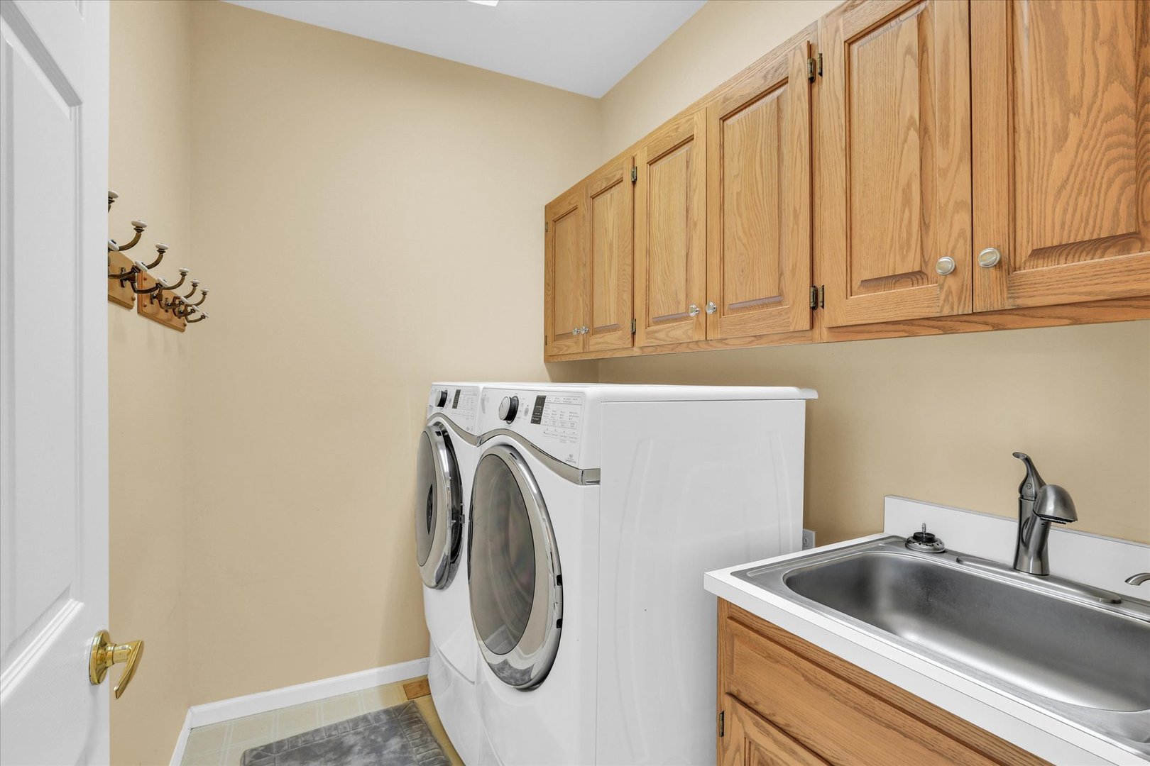 1704 Bentbrook Drive Property Photo 46