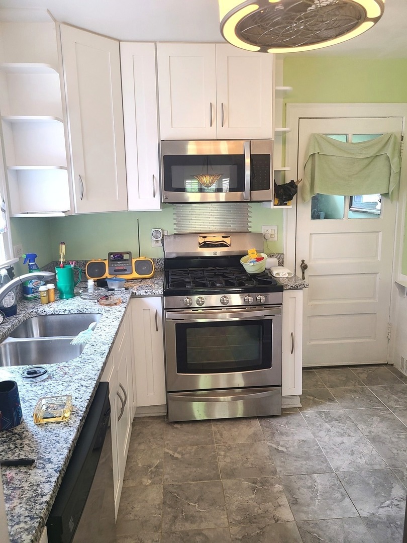 5256 N Virginia Avenue 2 Property Photo 8