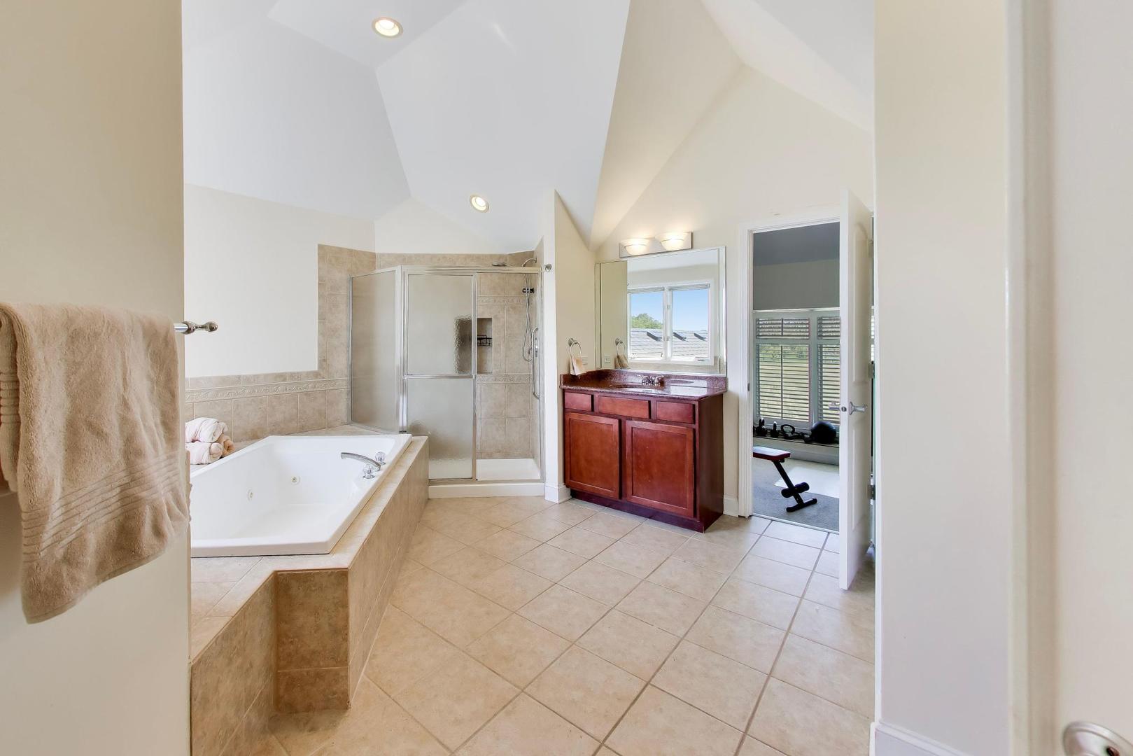 12657140 Property Photo 20