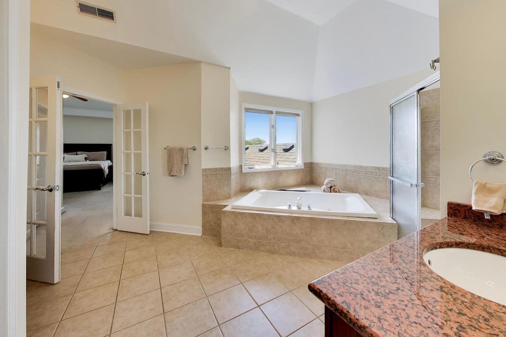 12657140 Property Photo 21