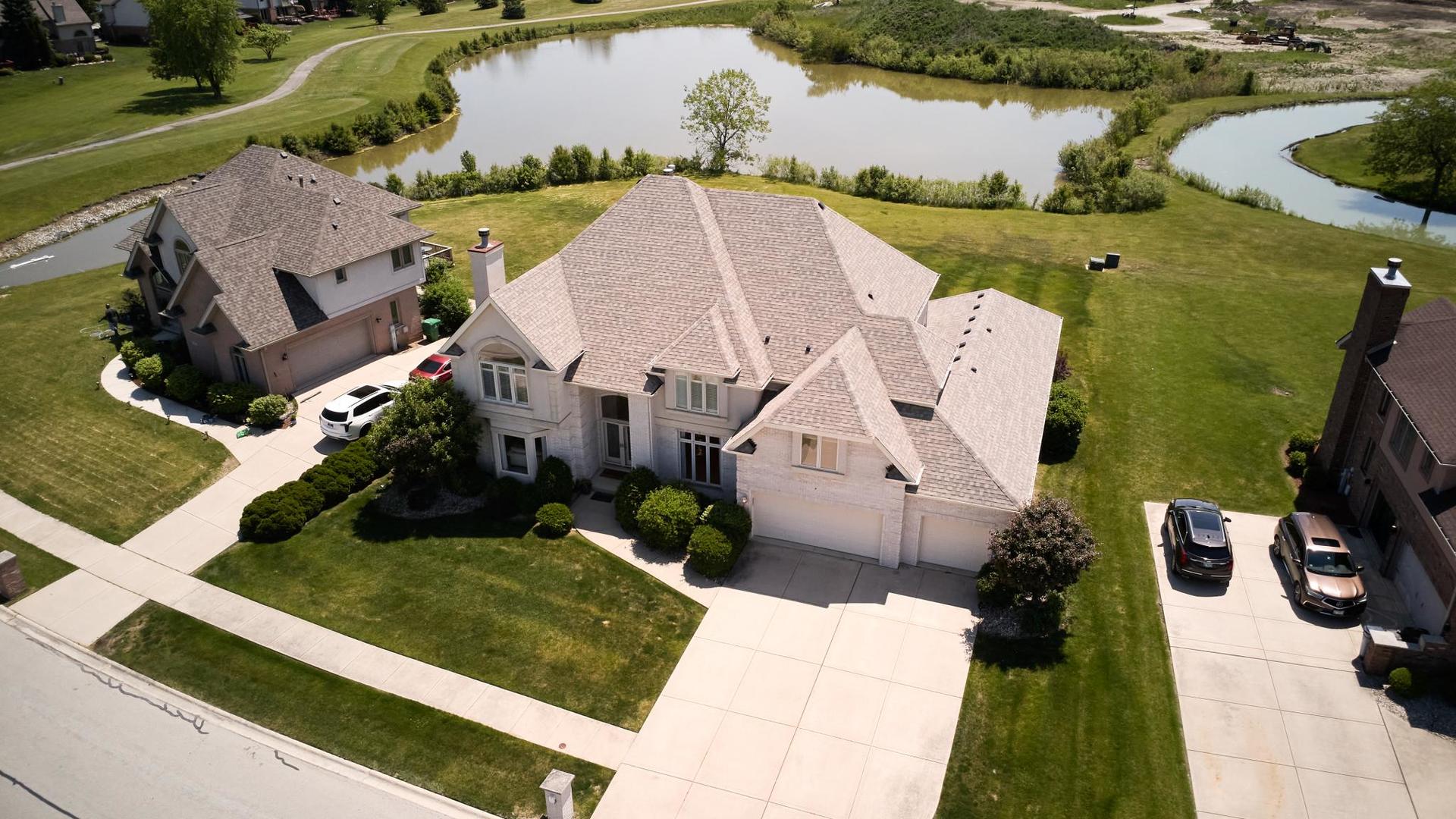 12657140 Property Photo 38