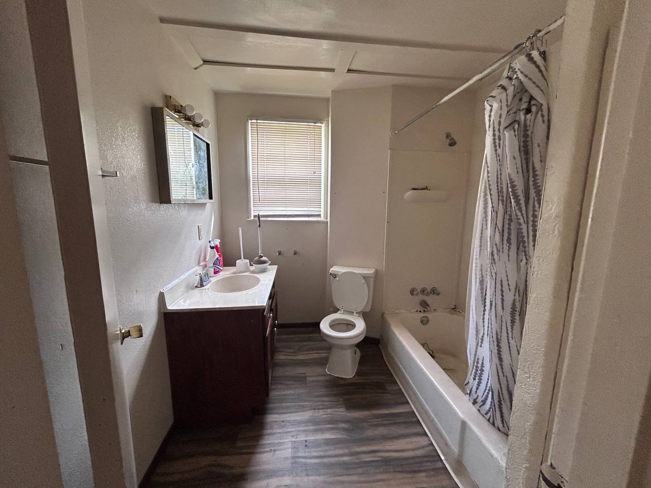 213 Kinder Street Property Photo 11