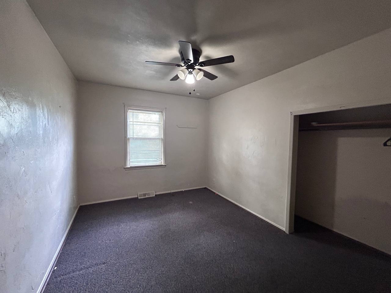 213 Kinder Street Property Photo 15