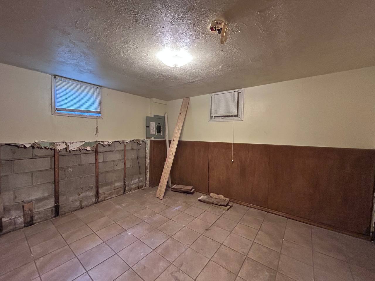 213 Kinder Street Property Photo 19