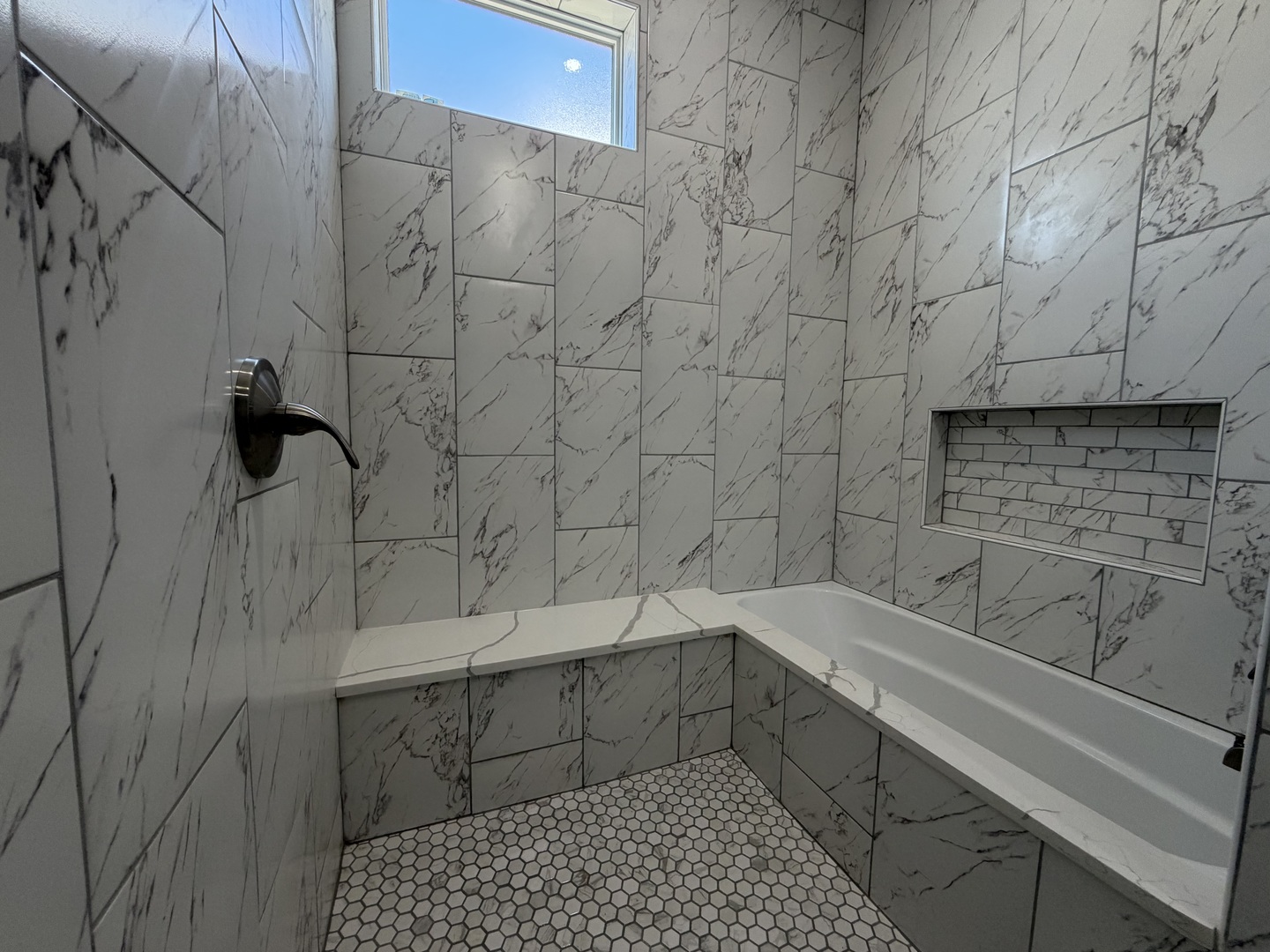 600 N Pine Avenue Property Photo 12