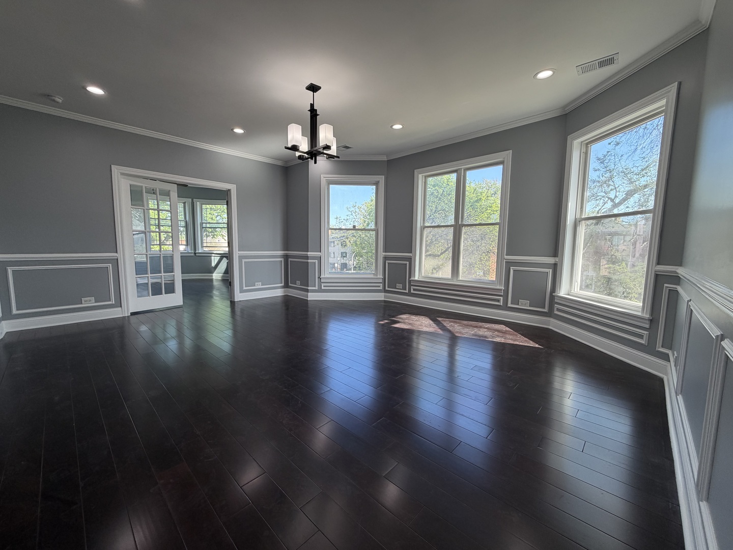 600 N Pine Avenue Property Photo 19