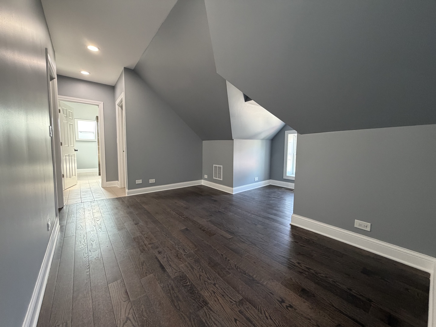 600 N Pine Avenue Property Photo 28