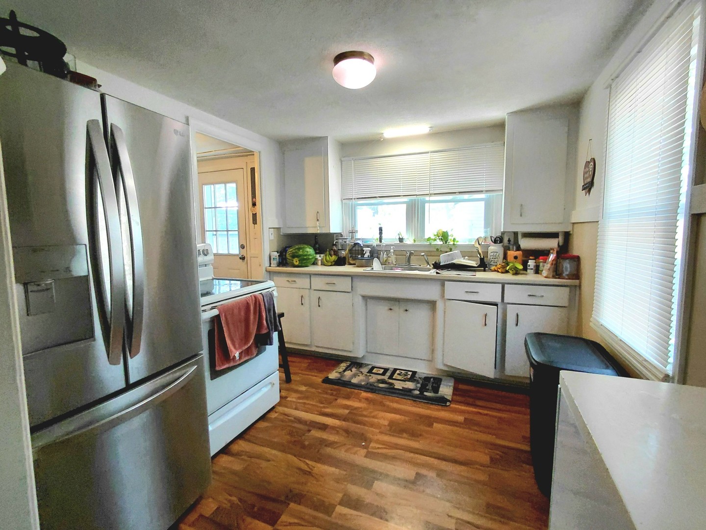 415 S Van Buren Street Property Photo 9