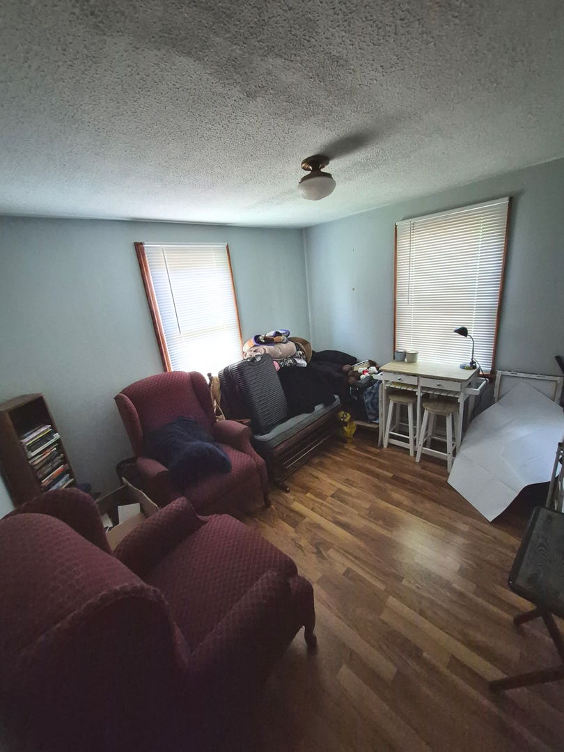 415 S Van Buren Street Property Photo 14
