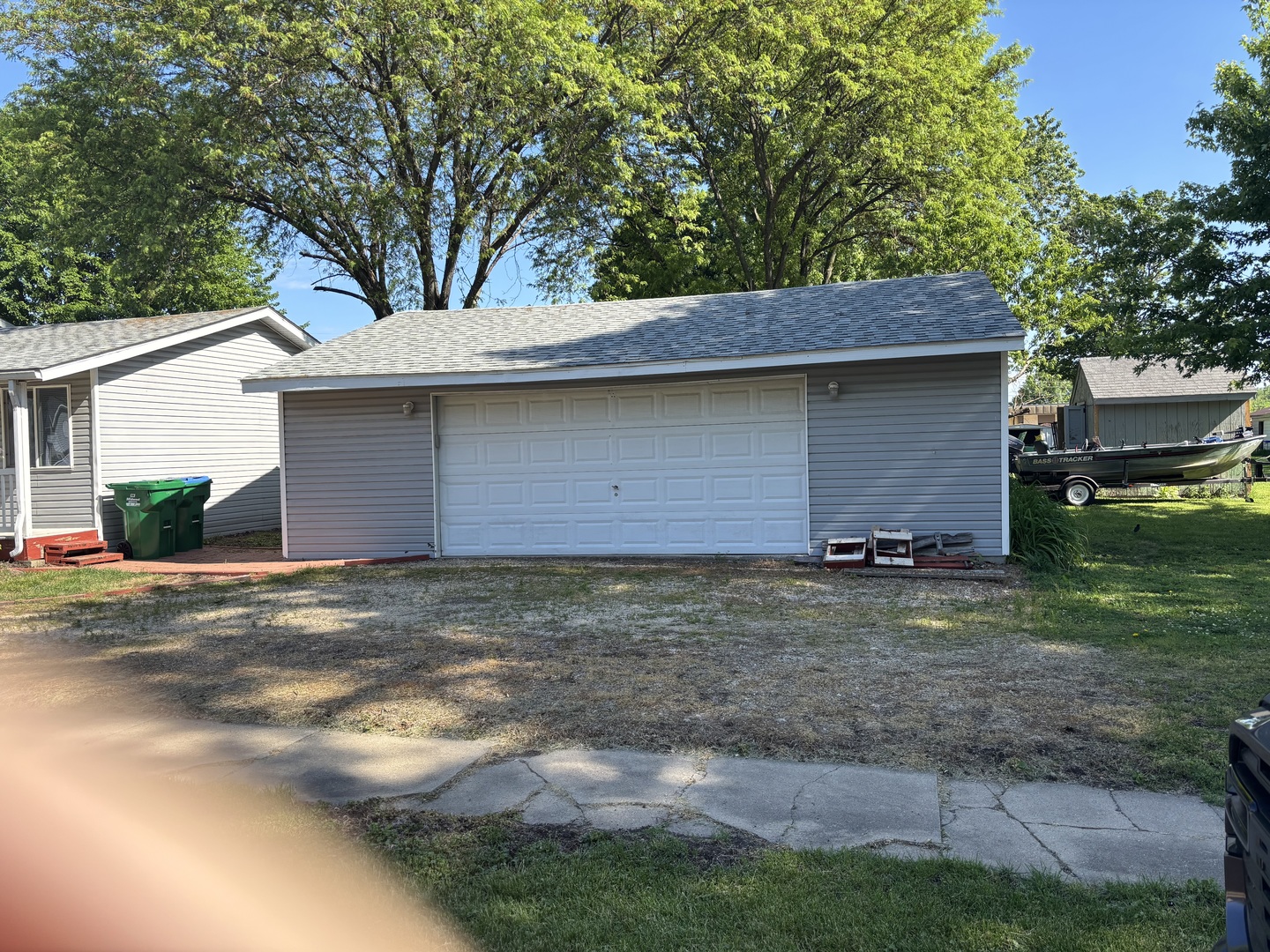 1701 Lincoln Avenue Property Photo 2