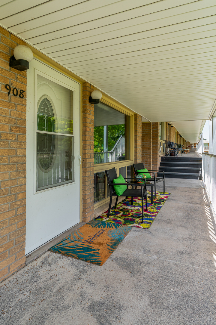 1104 Kimberly Road 908 Property Photo 3