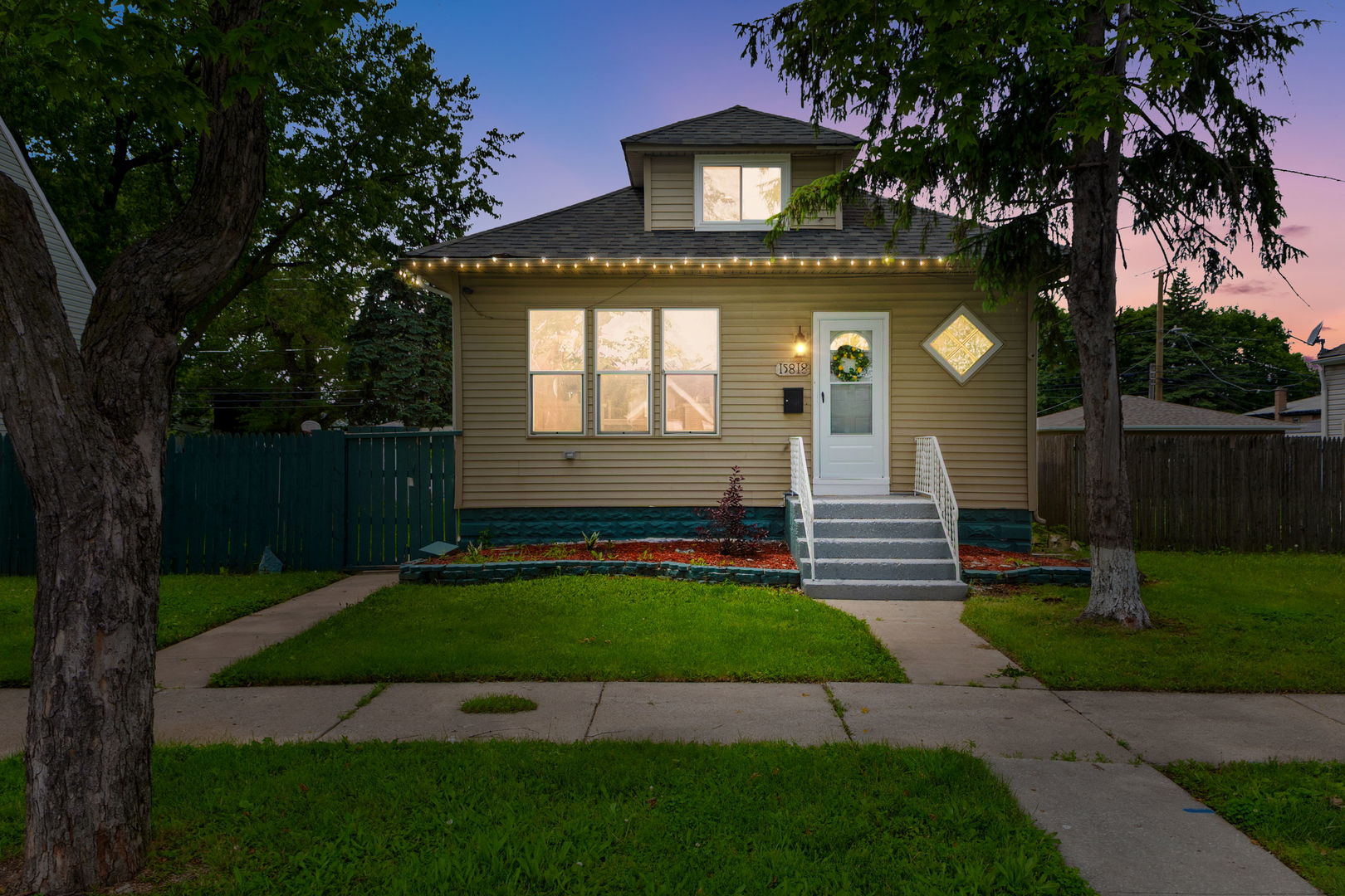15818 Willard Avenue Property Photo 1