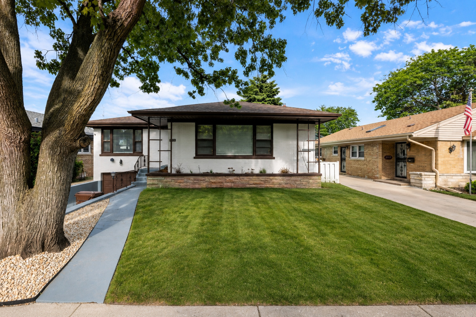 9539 Lorel Avenue Property Photo 1