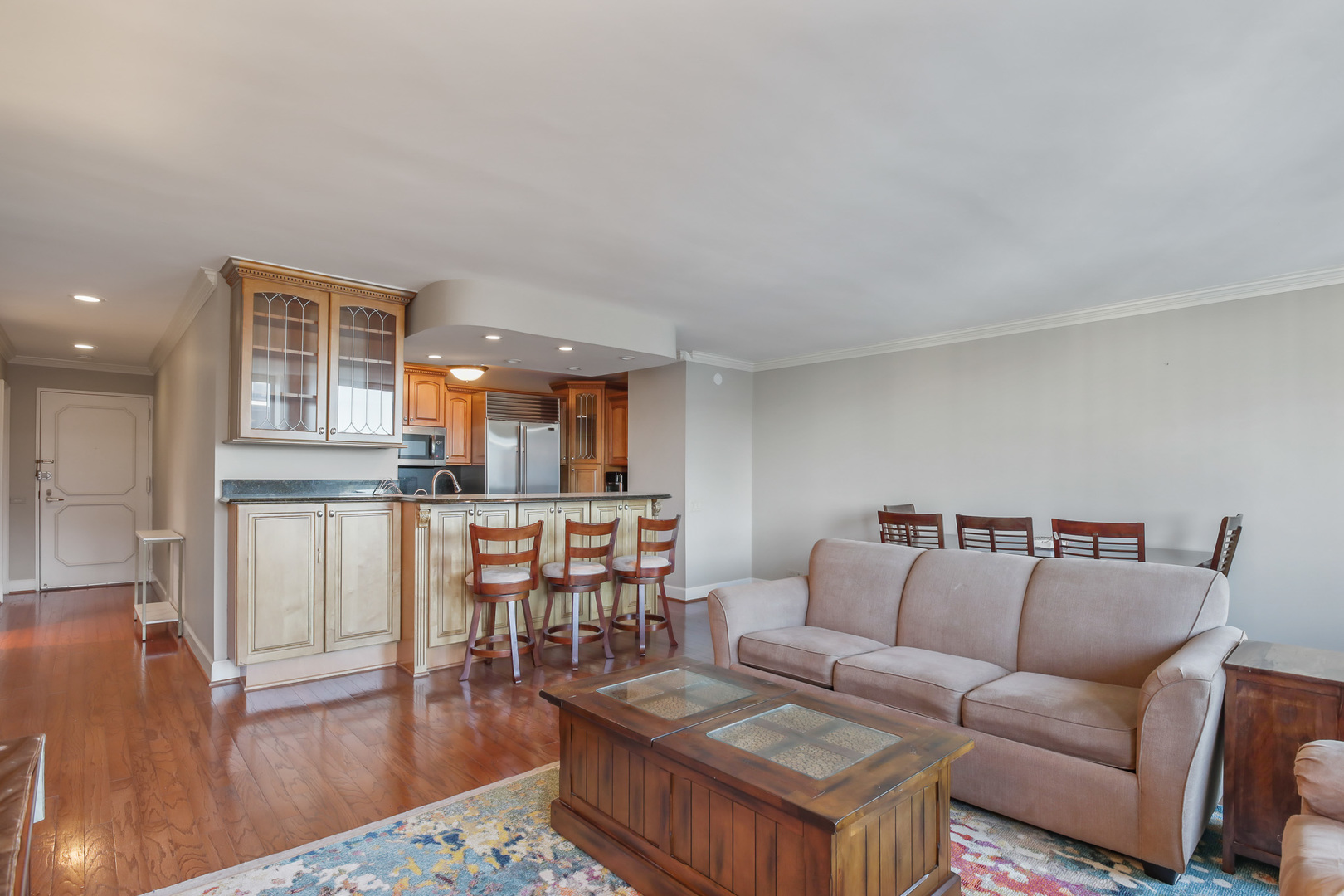 260 E Chestnut Street 2904 Property Photo 10