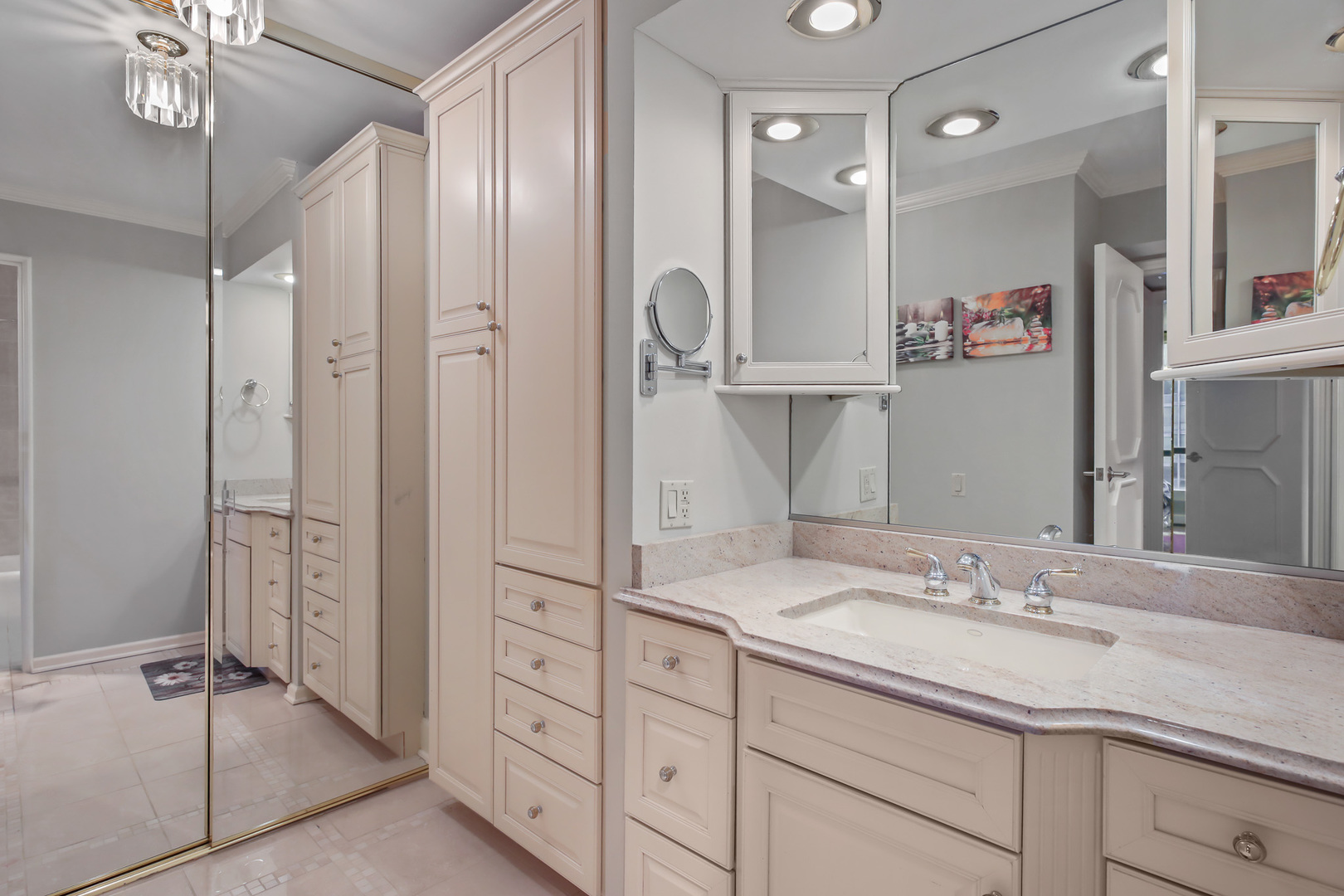 260 E Chestnut Street 2904 Property Photo 14