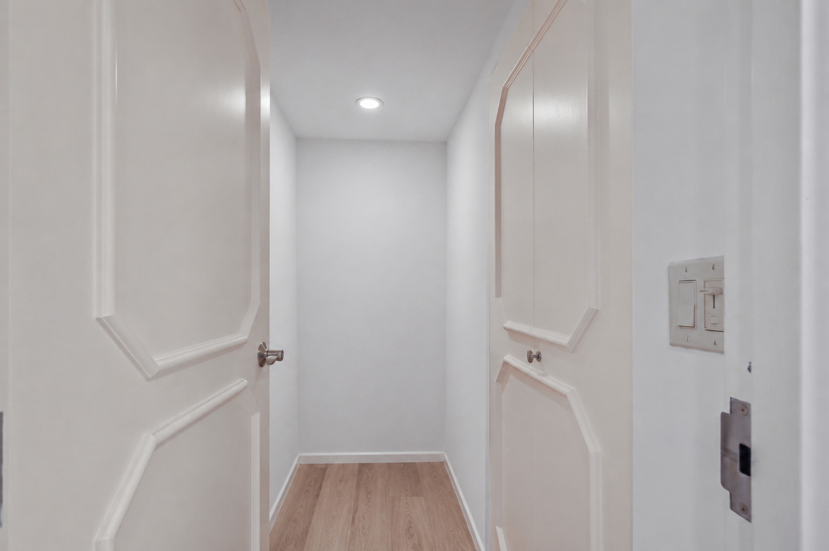 260 E Chestnut Street 2904 Property Photo 17