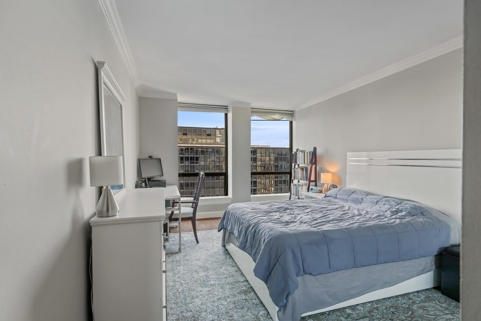 260 E Chestnut Street 2904 Property Photo 19
