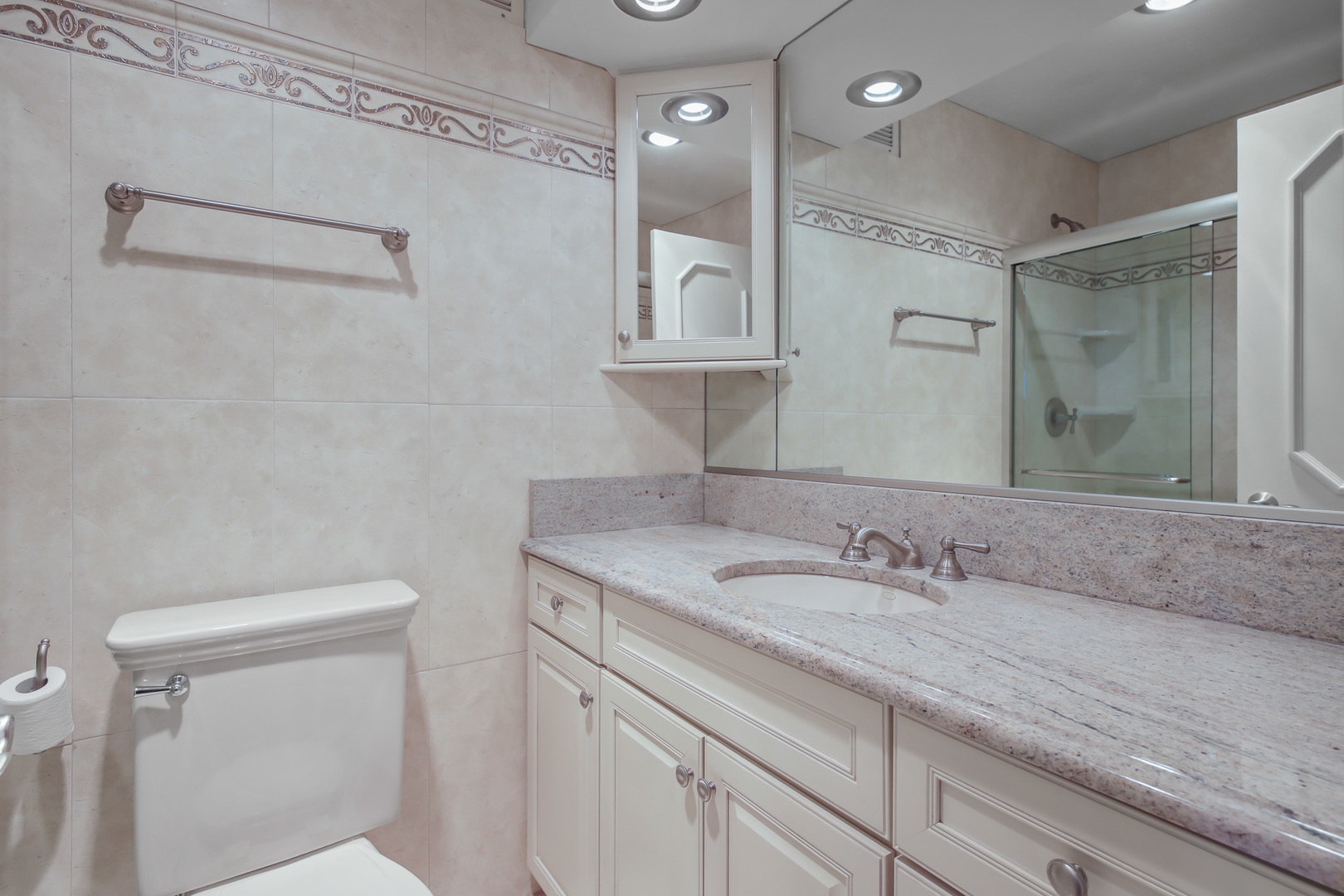 260 E Chestnut Street 2904 Property Photo 21