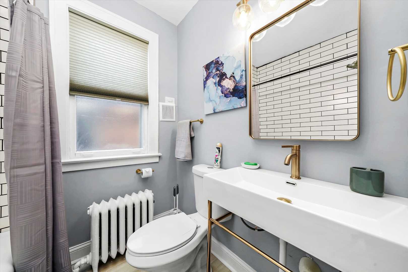 6029 N Austin Avenue Property Photo 13