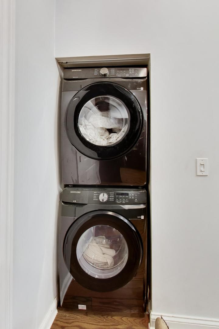 2441 W Augusta Boulevard Property Photo 15