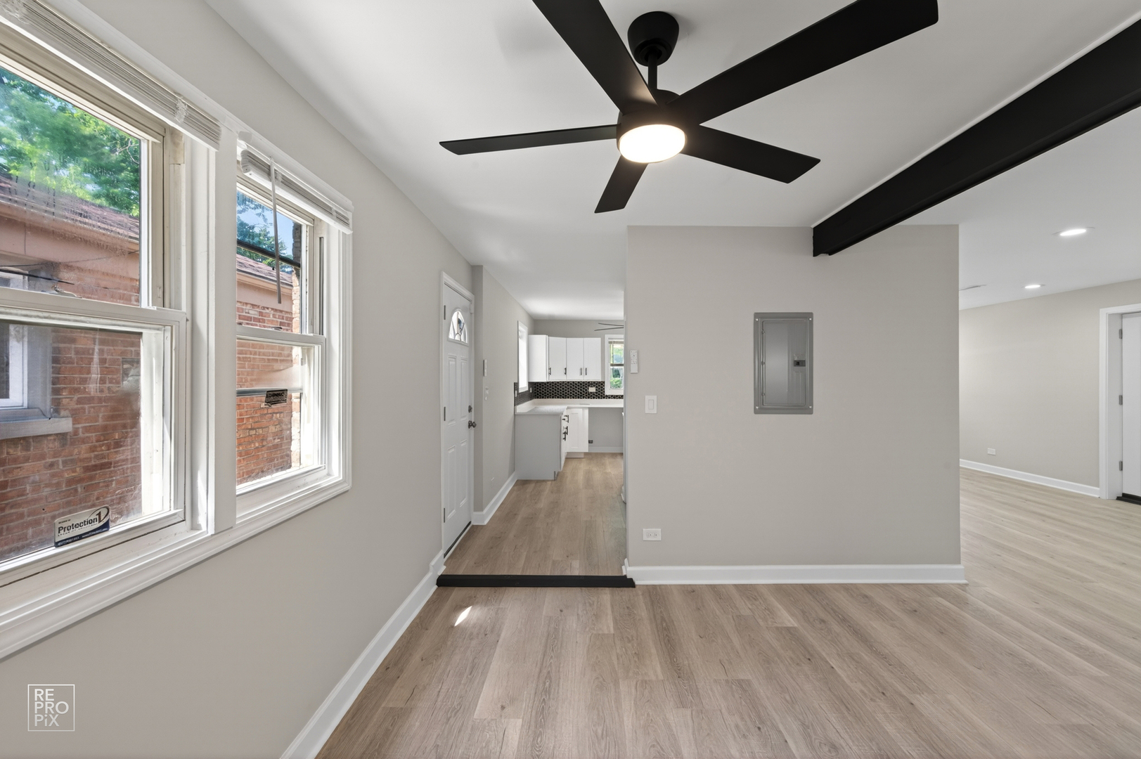 12701 S Morgan Street Property Photo 6