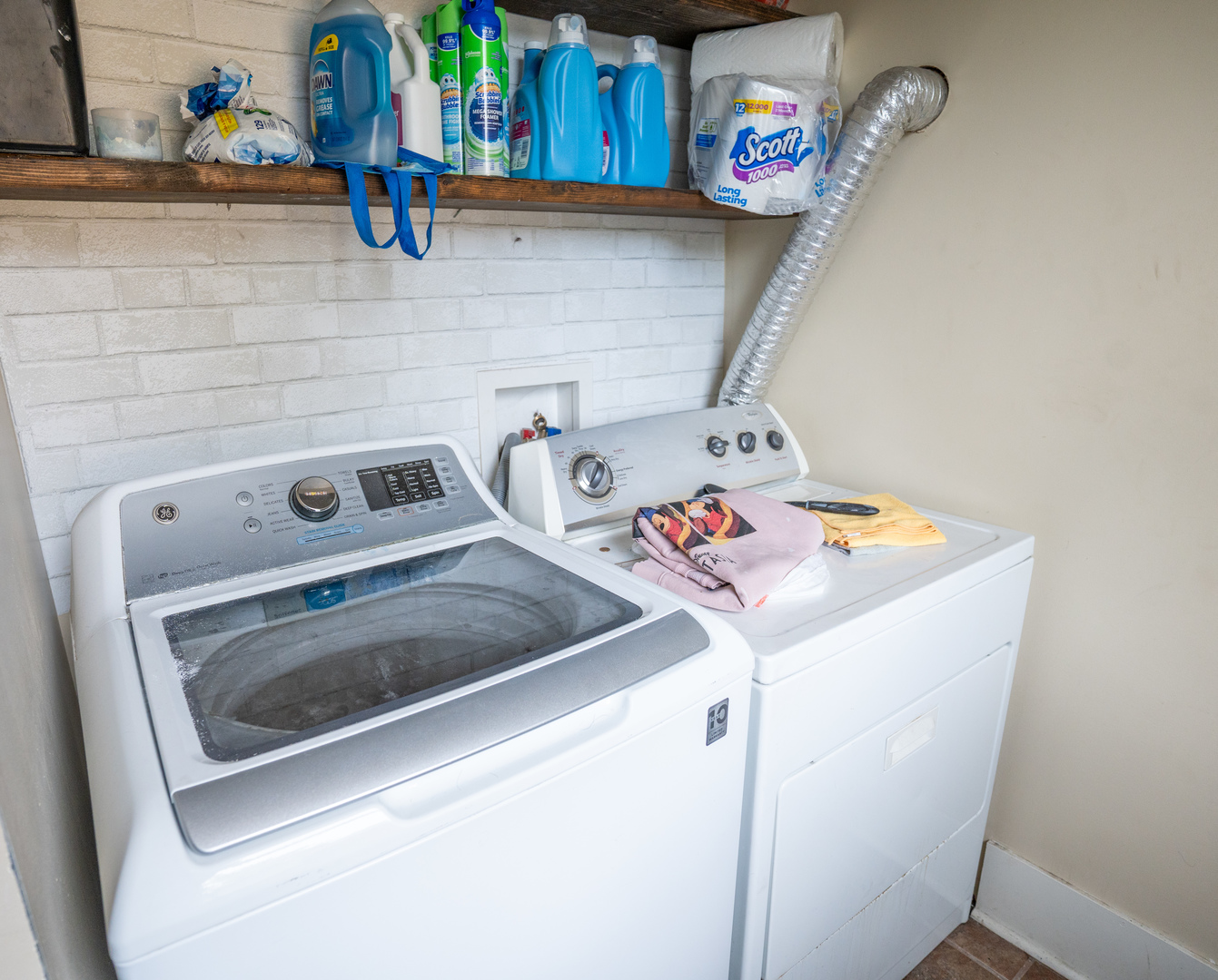 265 Slade Avenue Property Photo 22