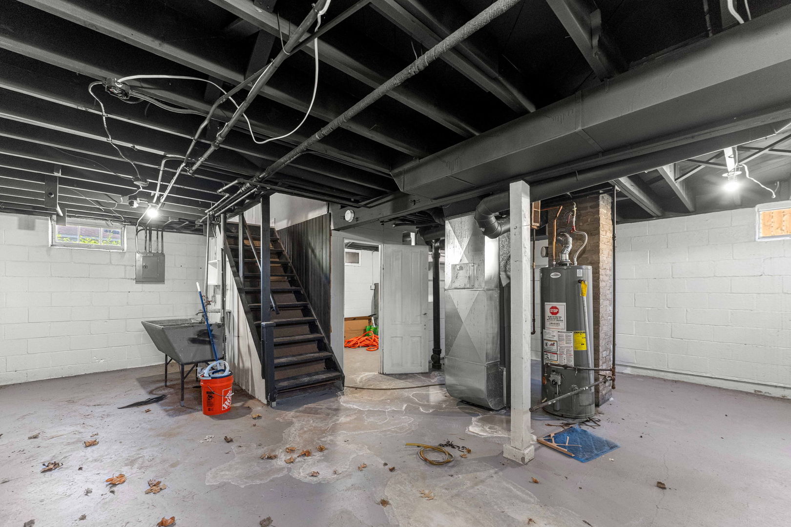 2120 Grenshaw Street Property Photo 8