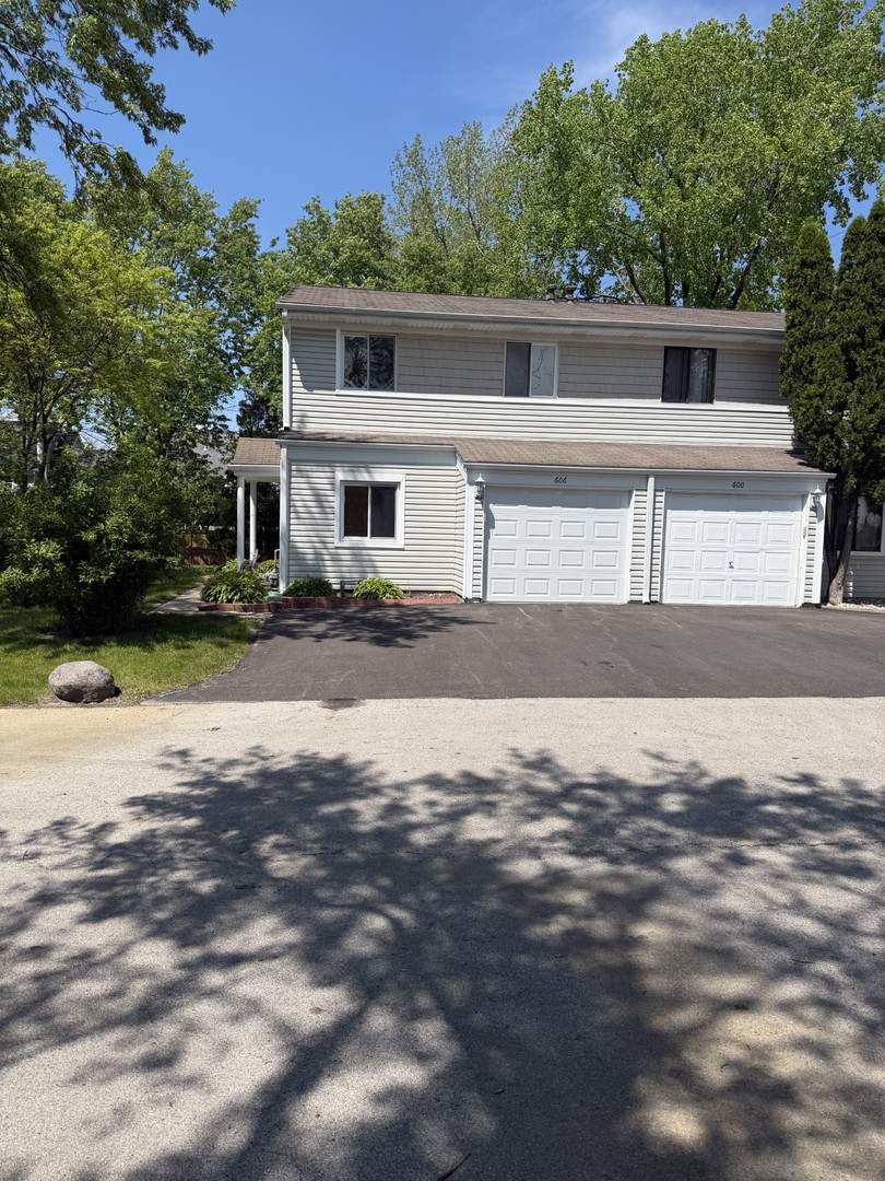 606 Bridgeport Place Property Photo 1