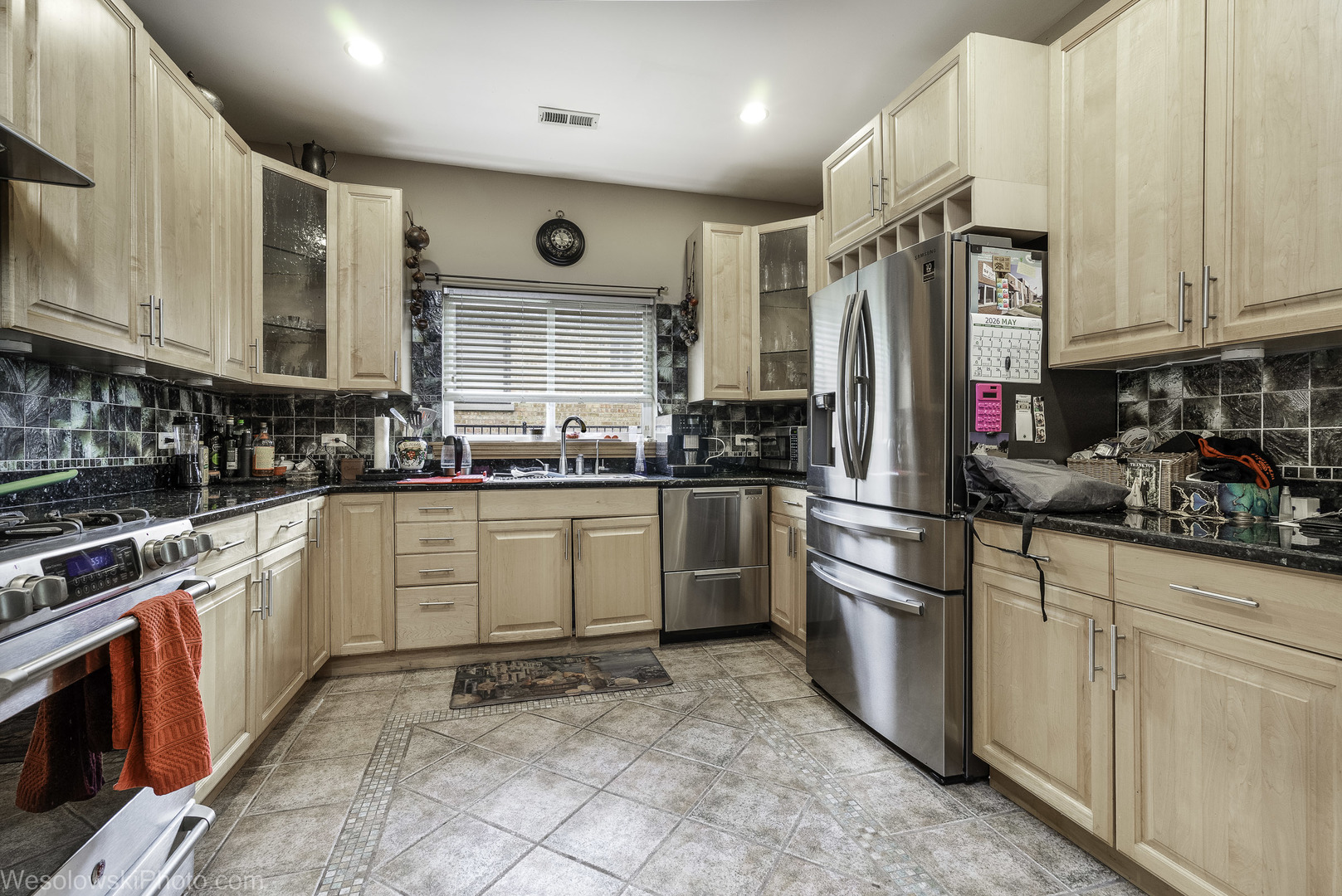 7305 W Foster Avenue Property Photo 16