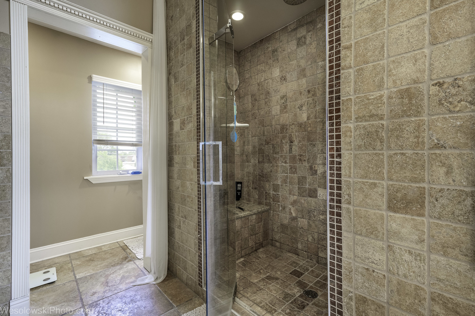 7305 W Foster Avenue Property Photo 24
