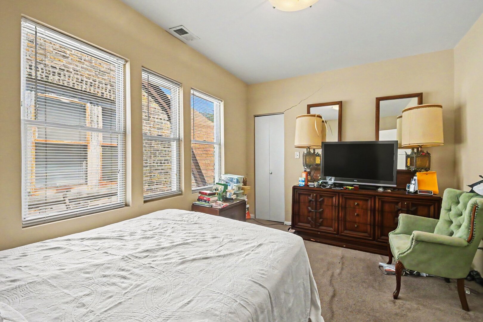 12657541 Property Photo 11