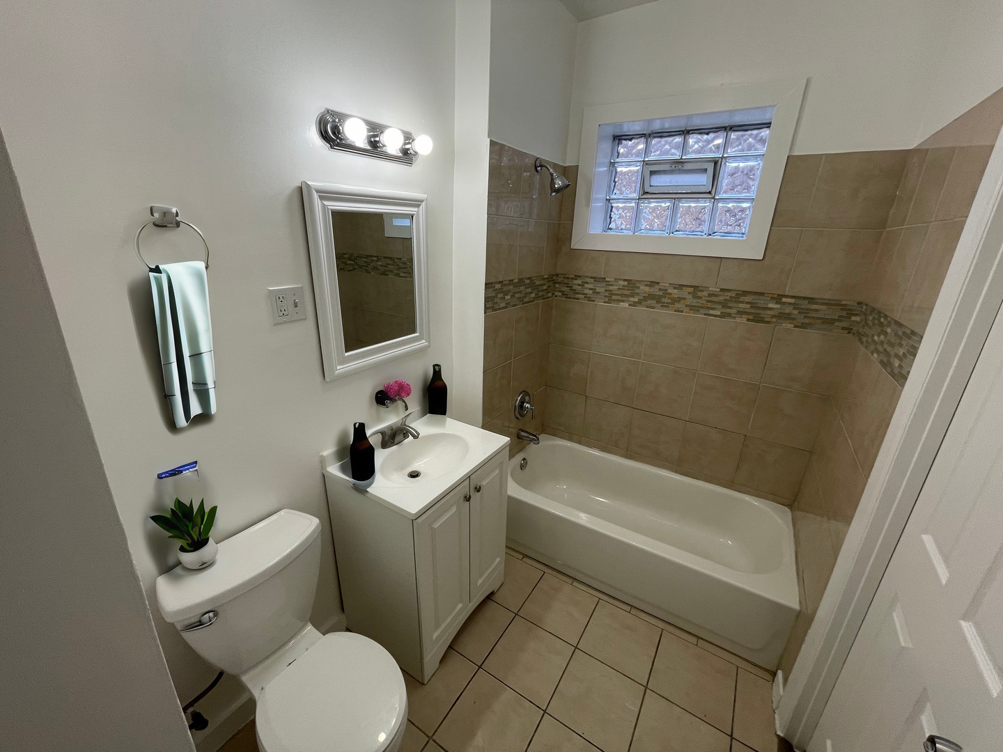 7123 S Merrill Avenue 2 Property Photo 13