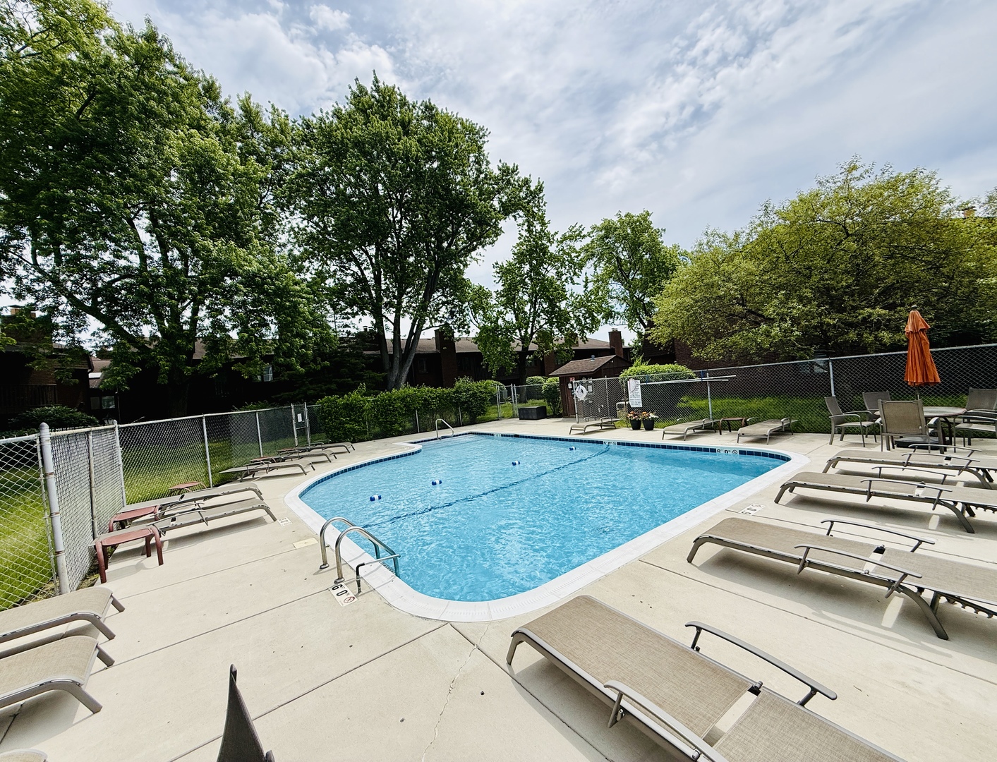 414 S Dee Road Property Photo 2