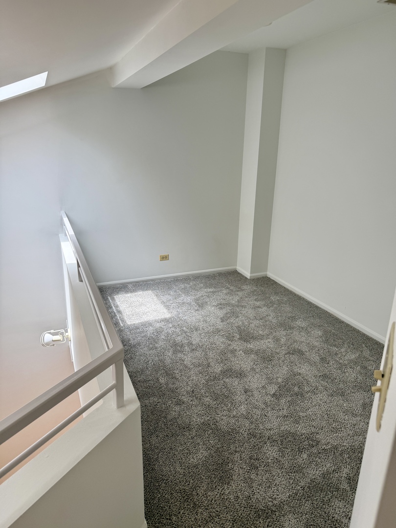 414 S Dee Road Property Photo 15