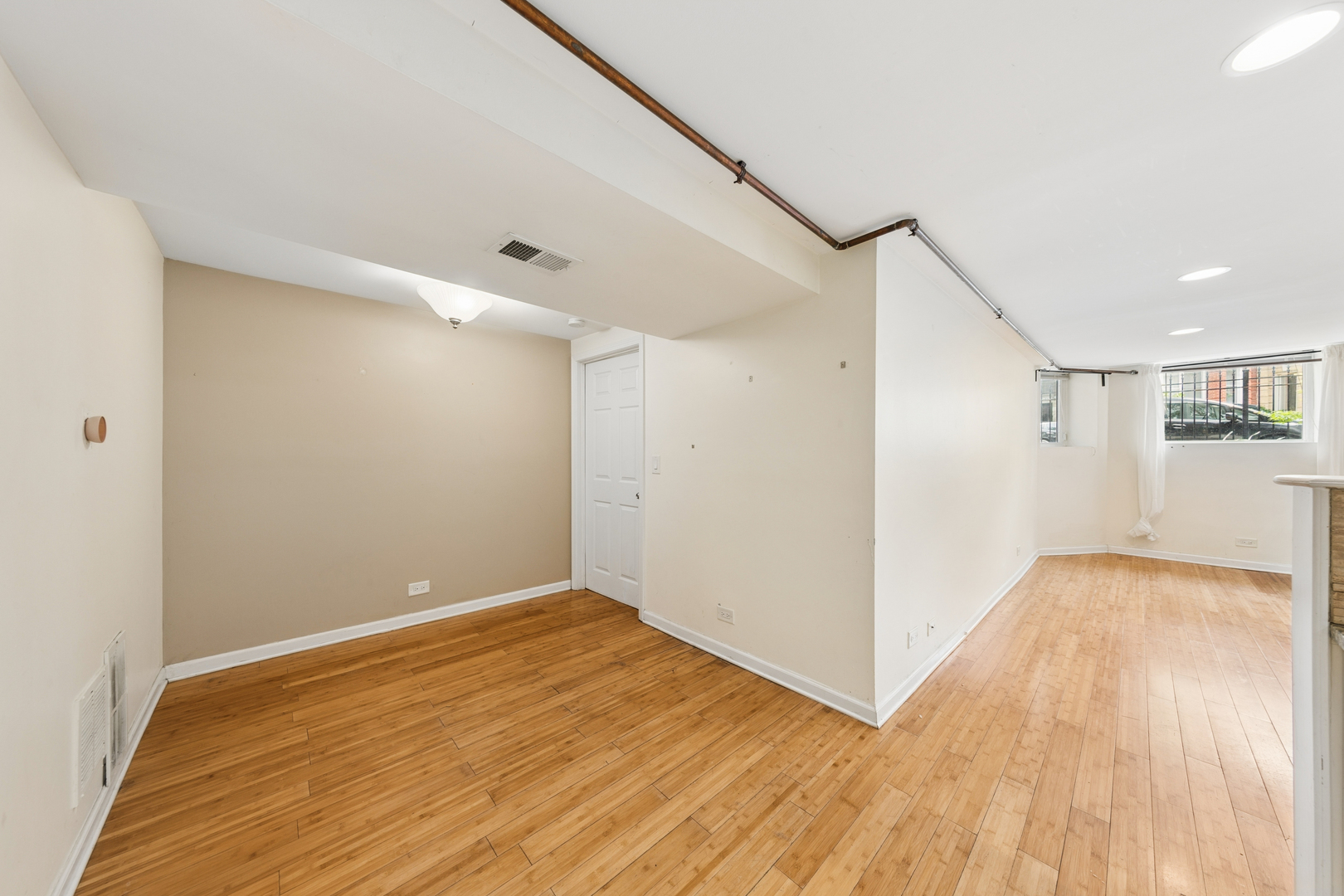 2434 N Albany Avenue Property Photo 37
